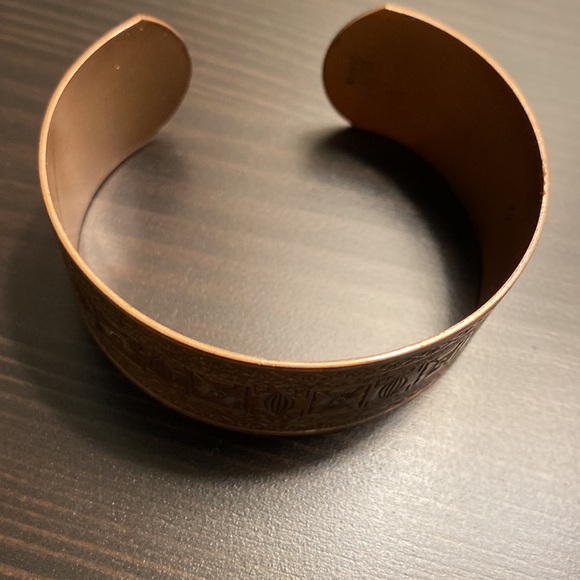 Vintage Solid Copper Cuff Bracelet - Picture 3 of 6